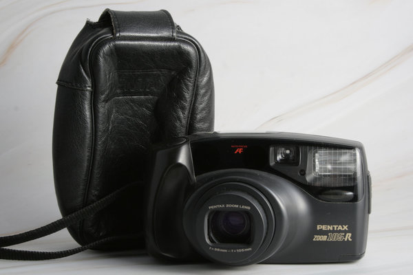 Pentax Zoom 105-R analoge KB Zoomkamera inkl. Zubehör; gebraucht