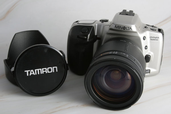 webersfotoshop Minolta Dynax 500si mit Tamron AF Asp. LD 28-200mm 3.8-5.6 (IF); gebraucht