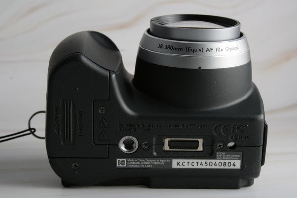 webersfotoshop Kodak Easyshare DX6490 4,0 MP Digitalkamera Schwarz; gebraucht