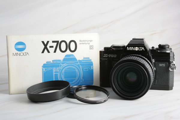 webersfotoshop Minolta X-700 Gehäuse mit Minolta Zoom Rokkor 3.5/35-70mm inkl. Equipment